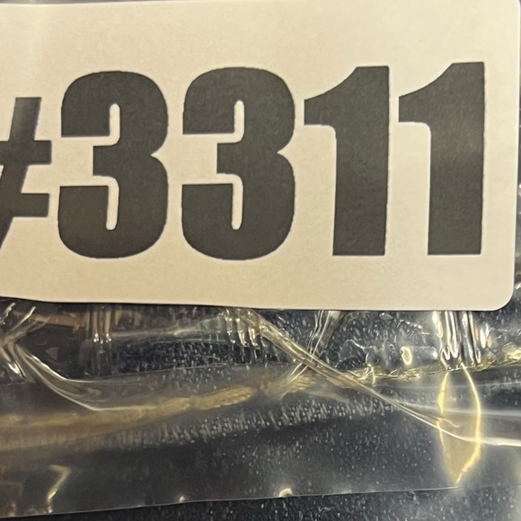 Earl Jean Shorts 6 Blue Denim Dark Wash Rolled Hem Distressed 5 Pocket Casual - Picture 8 of 8